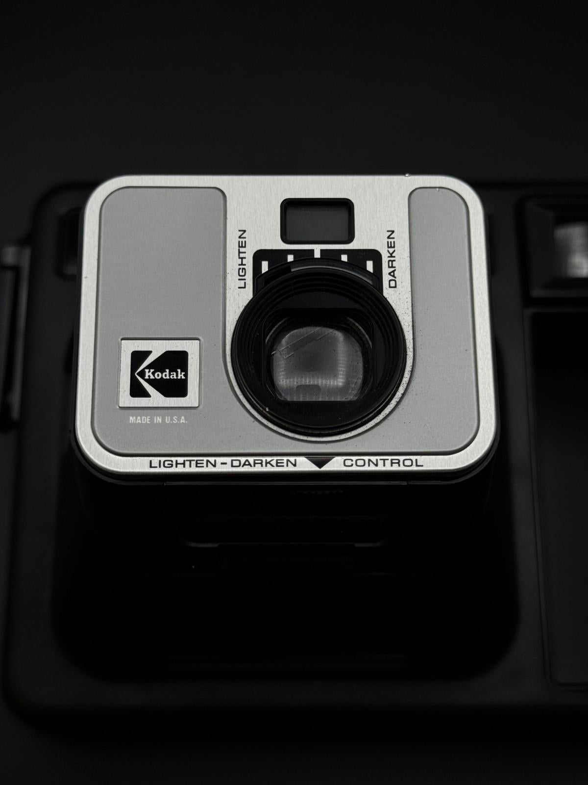 Vintage 1979 Kodak Handle 2 Instant Camera With Box & Manual - Untested