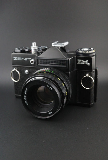 Zenit EM 35mm Film Camera + Helios 44M 2/58 + External LightMeter - Read Details