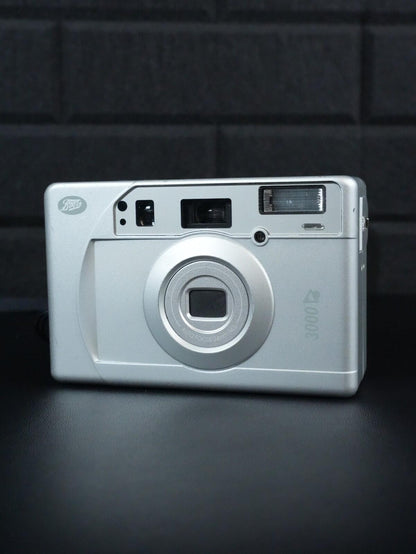 Boots 3000 - 1990's APS Film Compact Camera, Case + Battery - Tested & Working