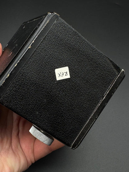 Vintage Medium Forma 6x6 120 Film Box Camera Pixie Flex Gnome - Untested