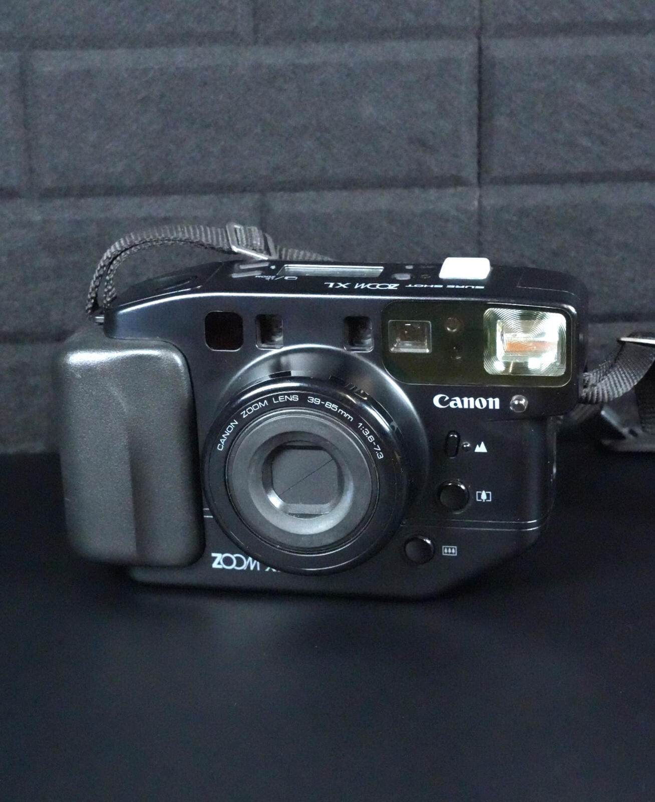 Canon Sure Shot Zoom XL 1980's 35mm Point & Shoot Film Camera Tested & Working
