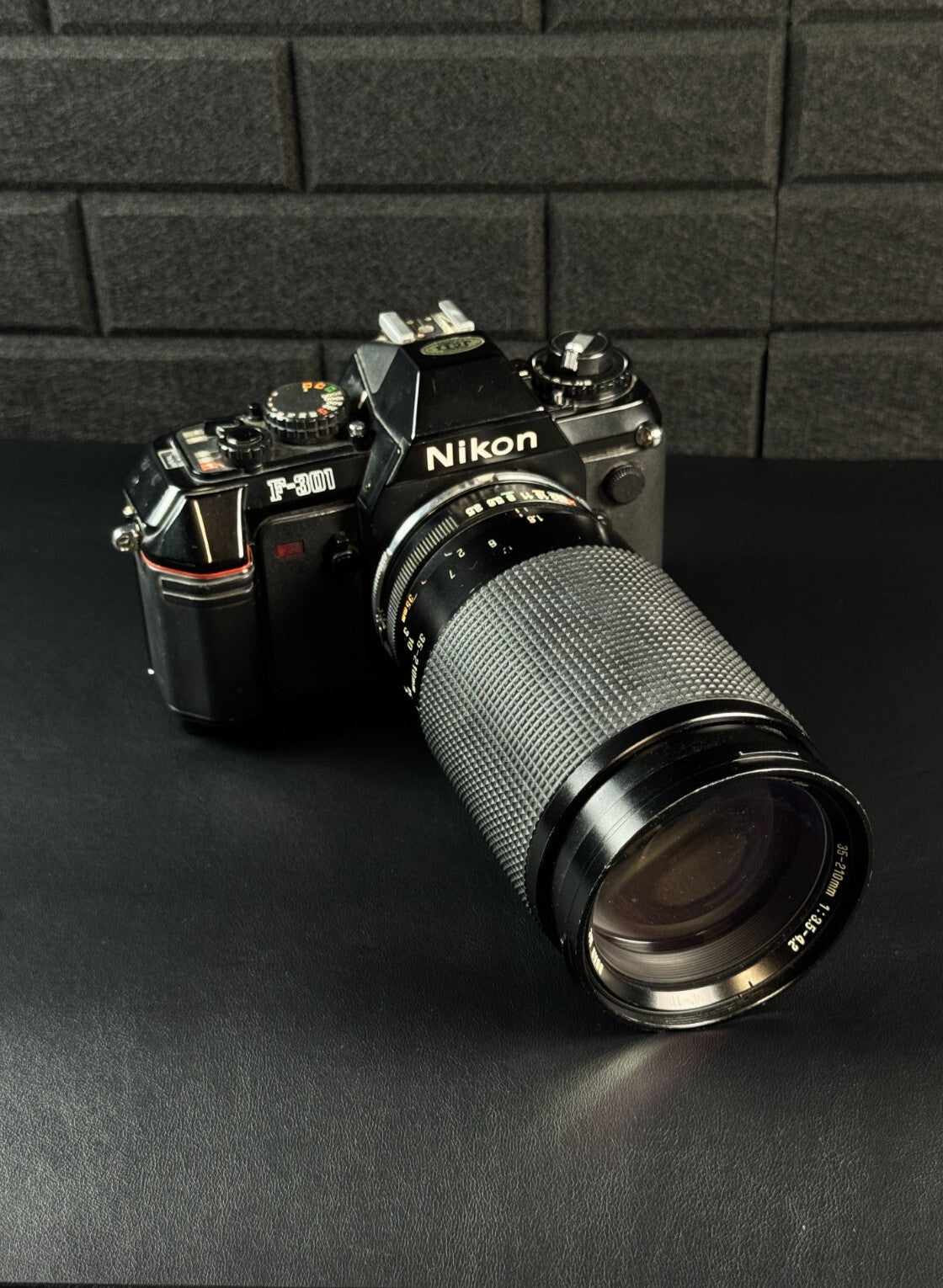 Nikon F-301 35mm Film SLR Camera + Tamron 35-200mm Zoom Lens - Tested & Working