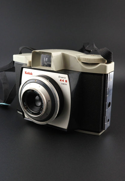 Kodak Brownie 44B  Vintage 1960's 127 Film Camera - Tested & Working