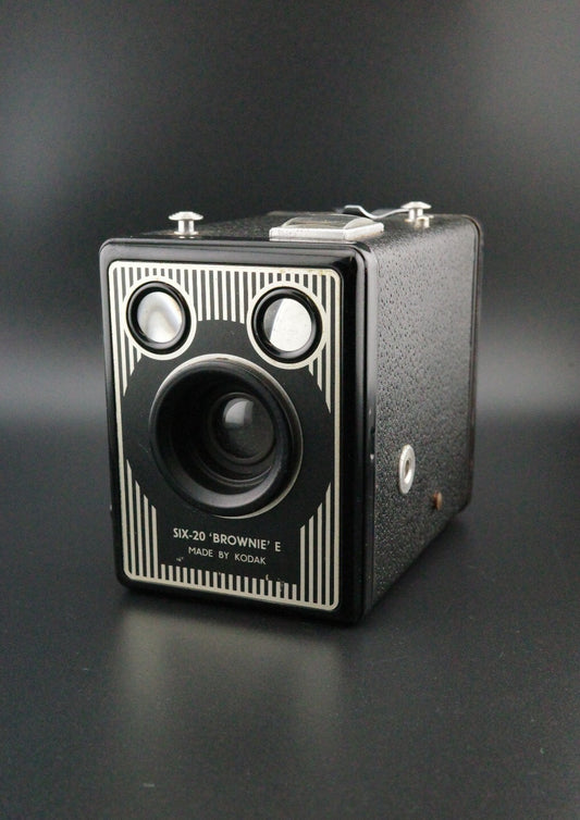 Kodak Six-20 Brownie Model E Vintage 1940's 620 Film Camera - Tested & Working