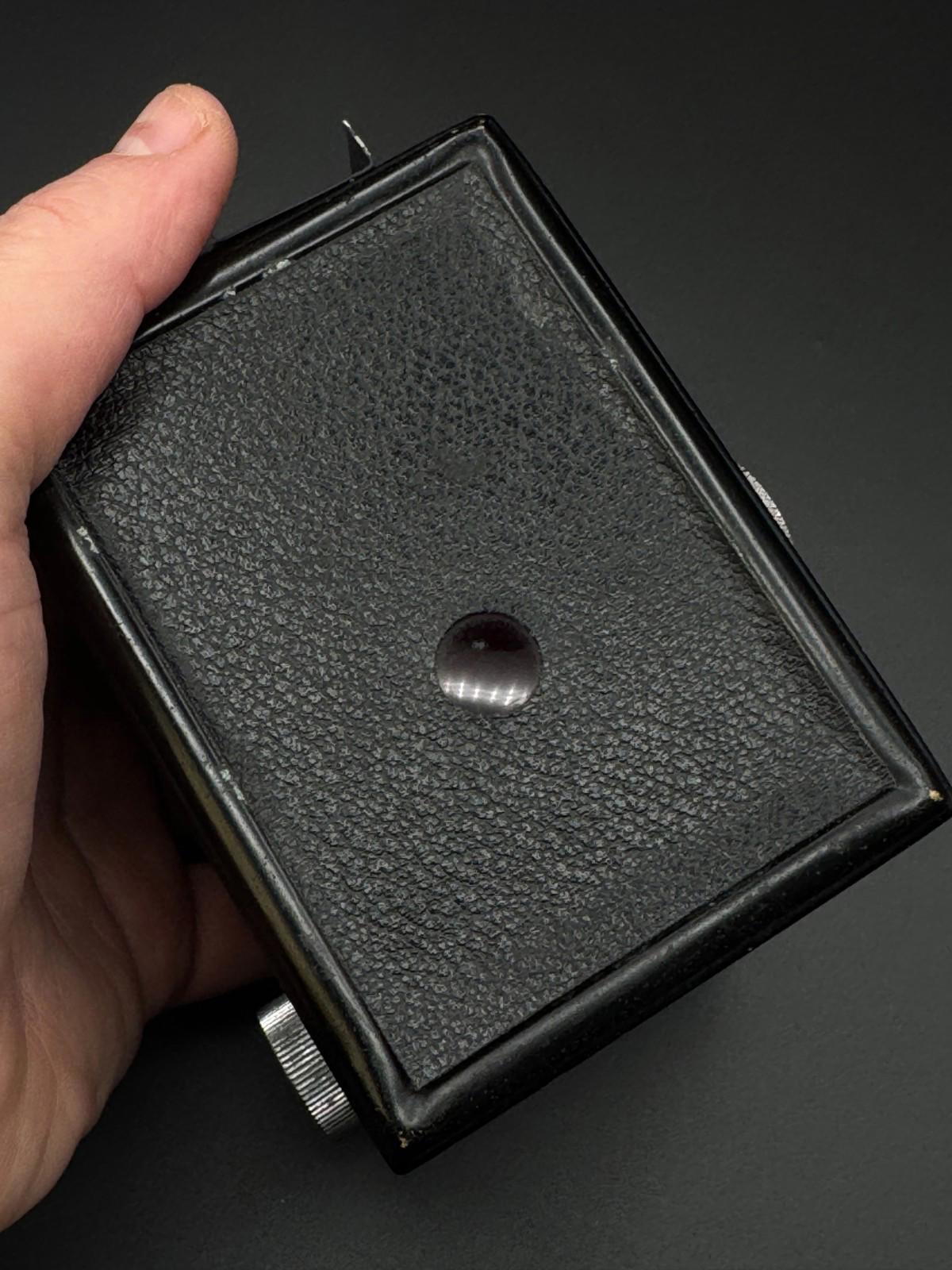 Vintage Medium Forma 6x6 120 Film Box Camera Pixie Flex Gnome - Untested