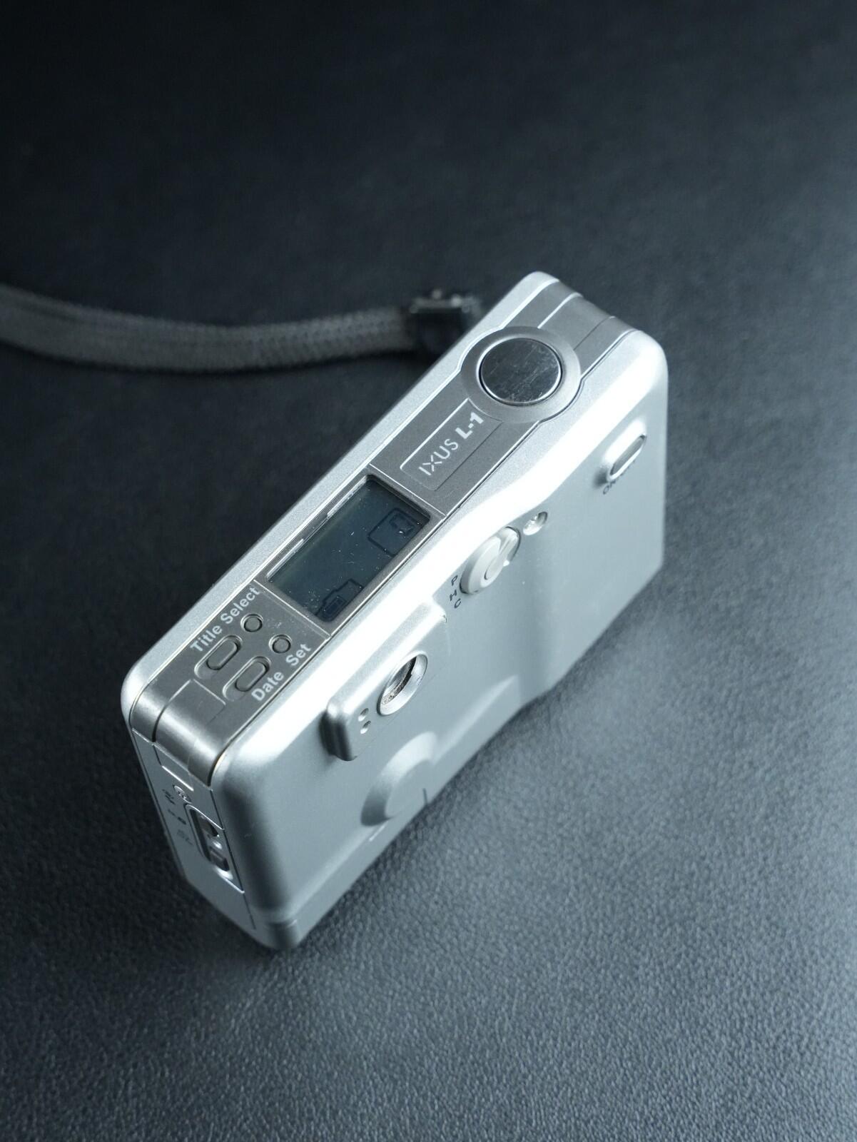 Canon ixus L-1 Vintage 1990's APS Film Camera + Battery - Tested & Working (W89)