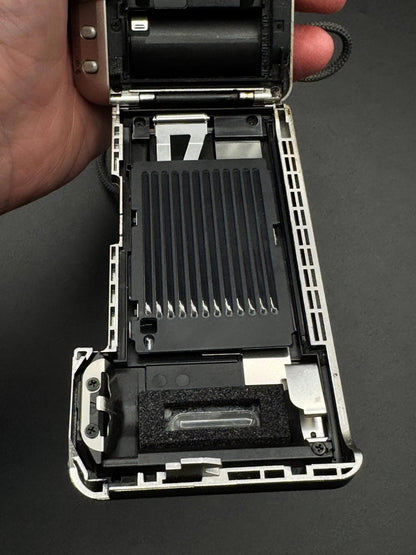 Vintage 1990's Minolta Riva Zoom 115 Compact 35mm Film Camera - Working (M133)