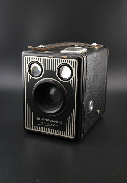 Kodak Six-20 Brownie Model E Vintage 1950's 620 Film Camera - Tested & Working