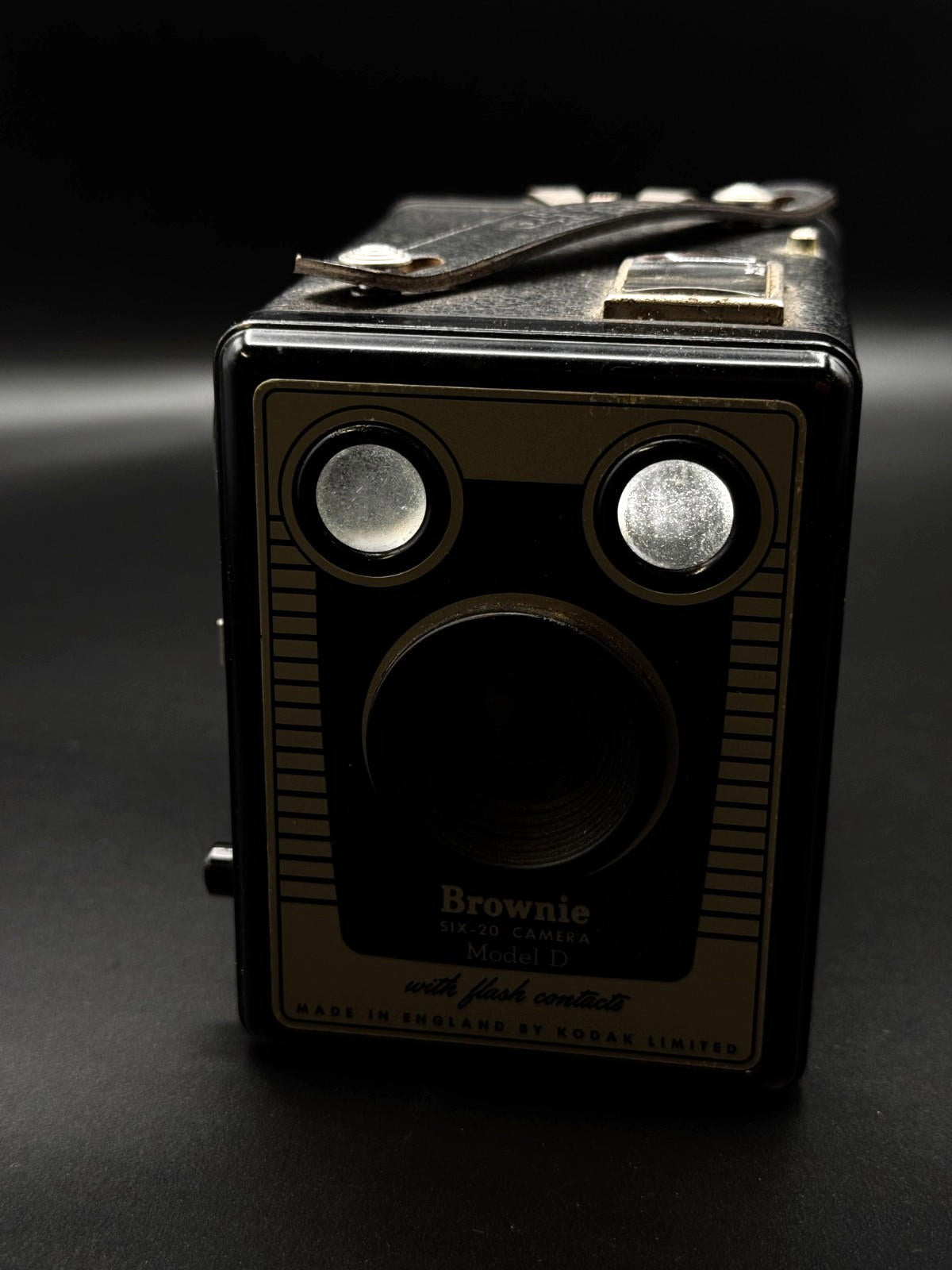 Kodak Brownie Six-20 Model D Camera - Fully Working 1950s Vintage Photography