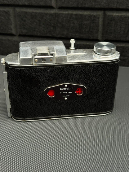 Bencini Koroll 24 S Vintage 1950's 120 Film Camera Winds & Fires (Read Details)