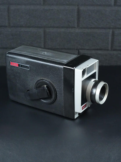 Kodak Brownie Vintage 1960's 8mm Movie Cine Camera Ektanar f/1.9 Lens - Working