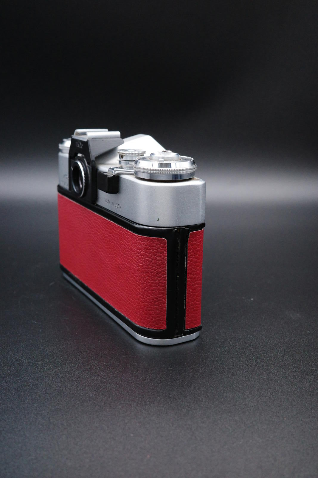 Zenit-E 35mm Vintage SLR Film Camera – Burgundy Faux Leather - Spares or Reapir