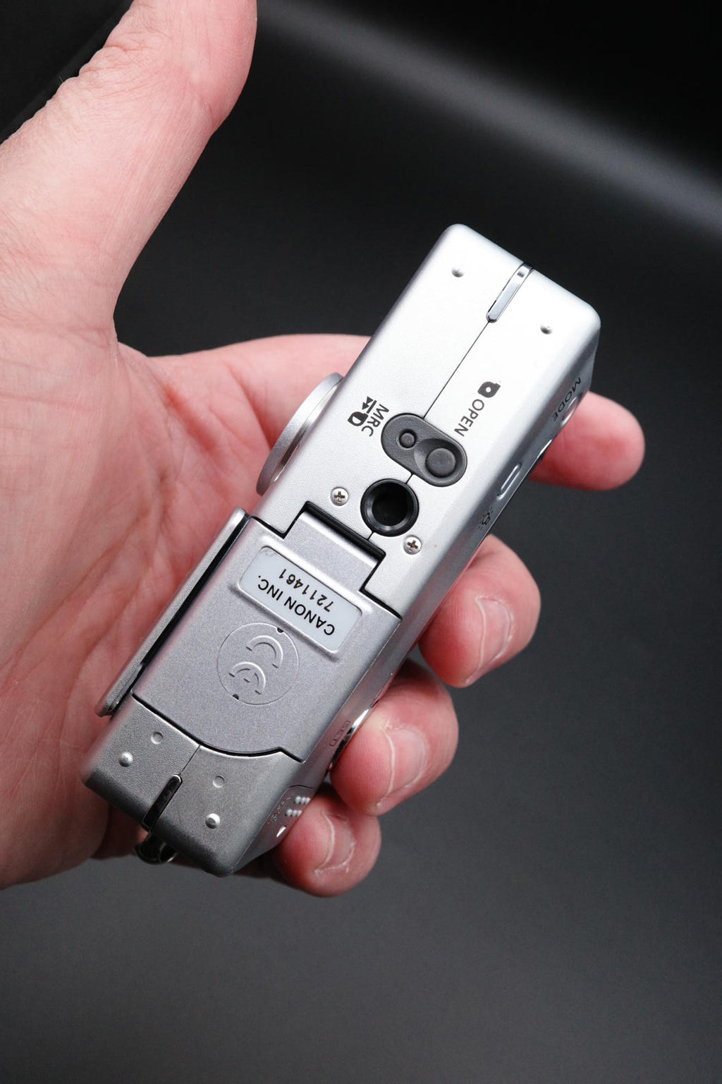 Canon IXUS III Vintage APS Compact Film Camera Compact Zoom Lens - Fully Working