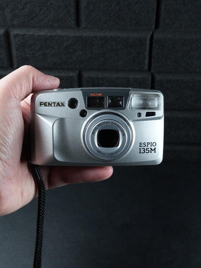Pentax Espio 135M 35mm Film Point & Shoot Camera - Working (Faulty LED Screen)