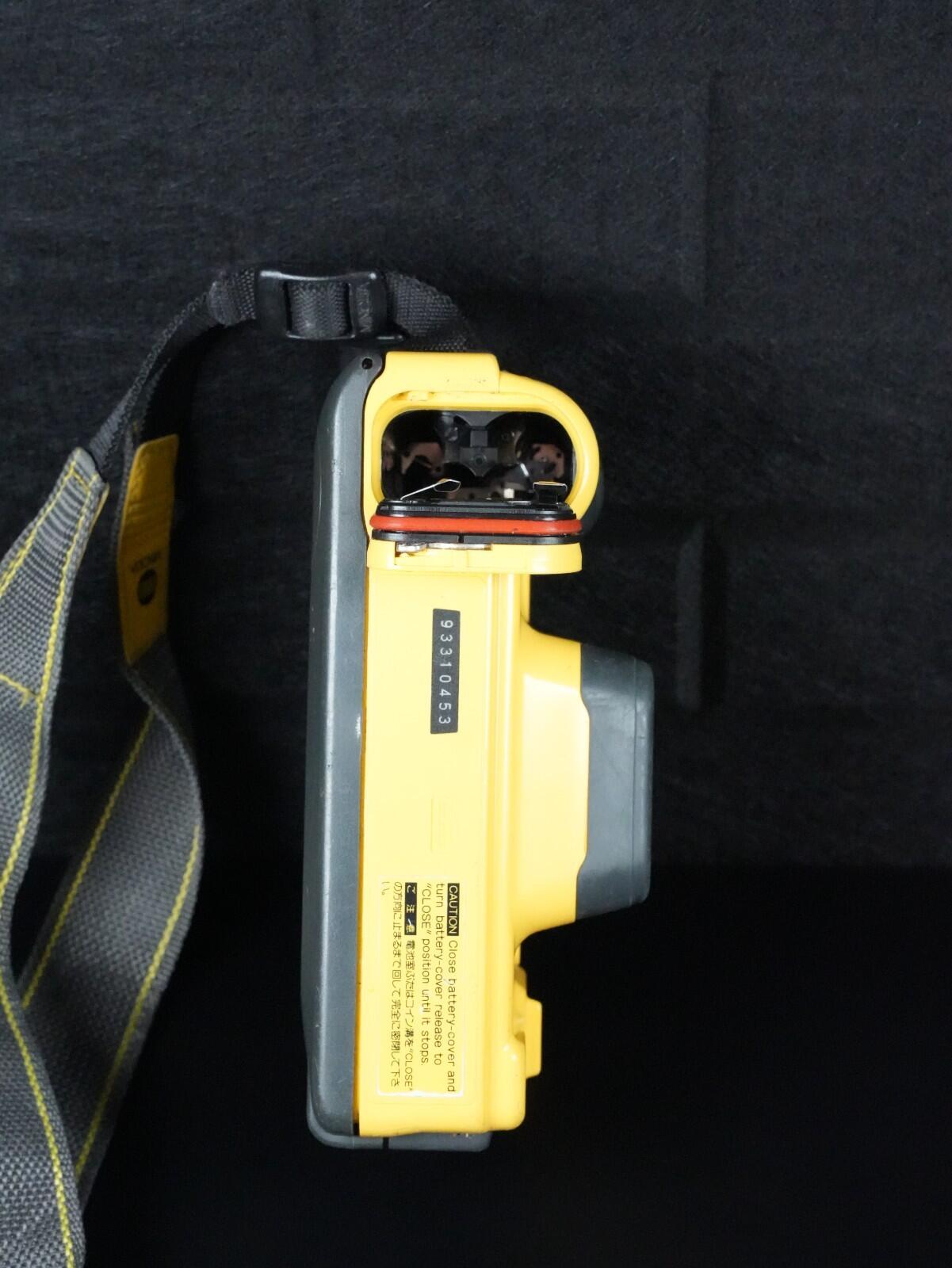 Minolta Weathermatic 35DL 1980'S Underwater 35mm Film Camera Yellow - Working