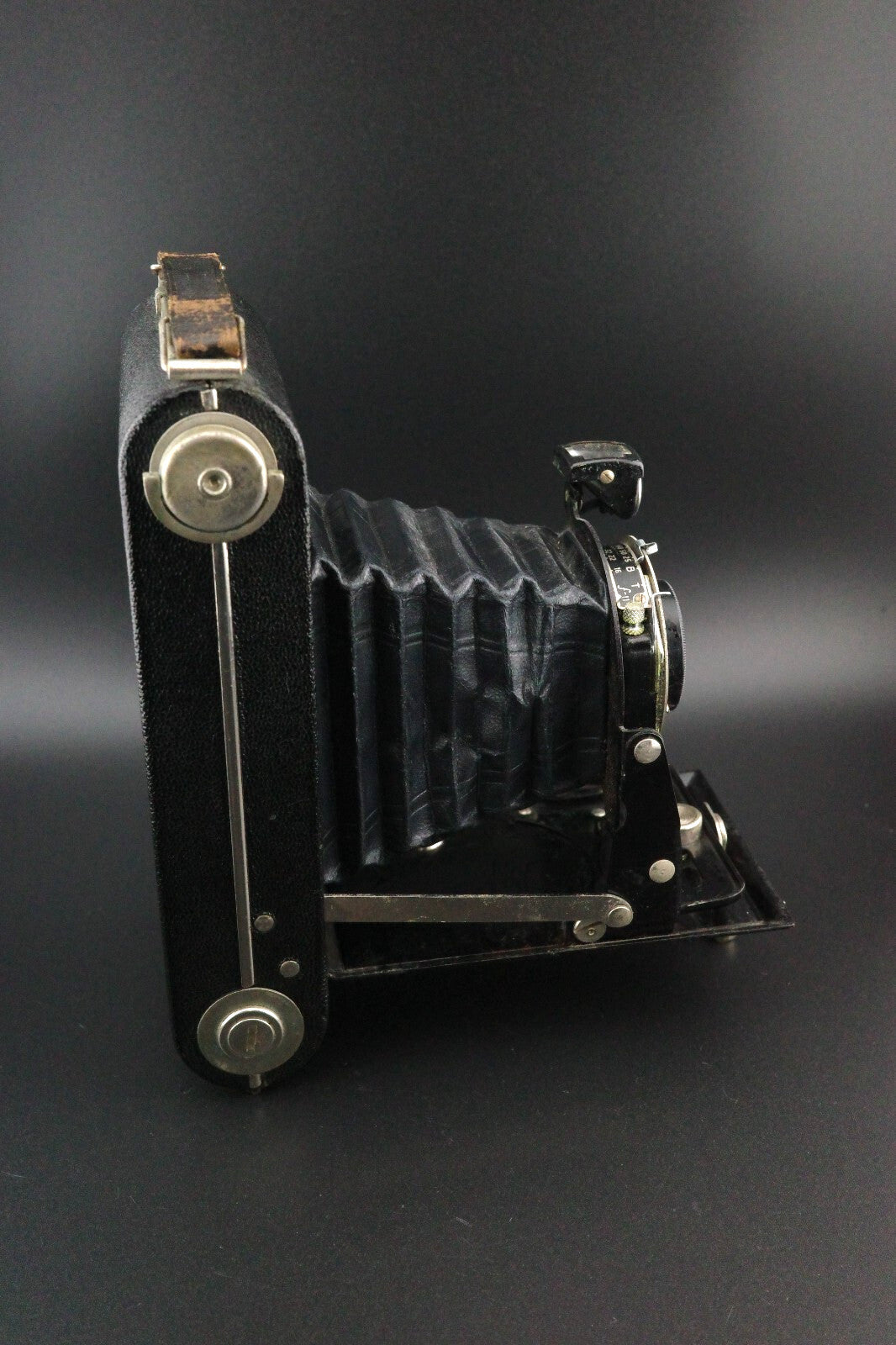 Kodak Six-20 Junior Vintage 1930's 620 Folding Camera - Tested & Working VGC