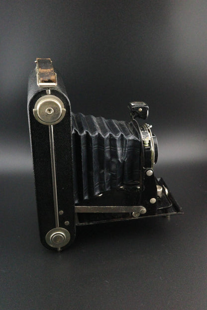 Kodak Six-20 Junior Vintage 1930's 620 Folding Camera - Tested & Working VGC