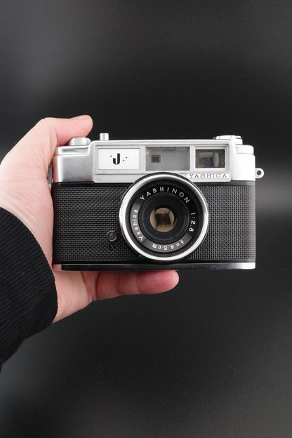 Yashica J Vintage 1960's 35mm Rangefinder Camera + Case - Faulty, Spares Repair