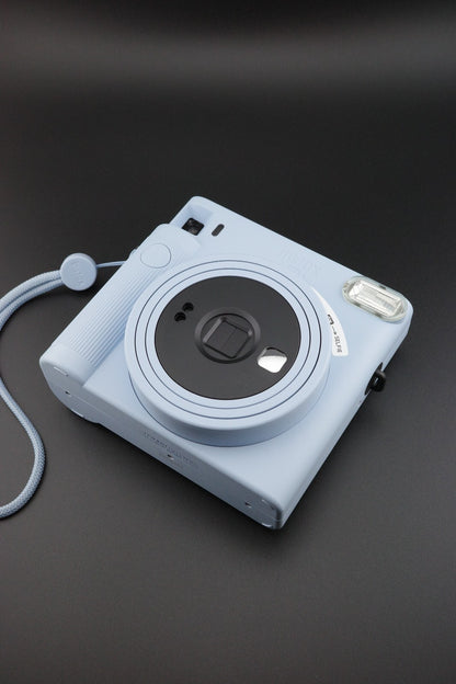 Fujifilm Instax Square SQ1 Instant Camera Glacier Blue + 4 Film Packs and Case