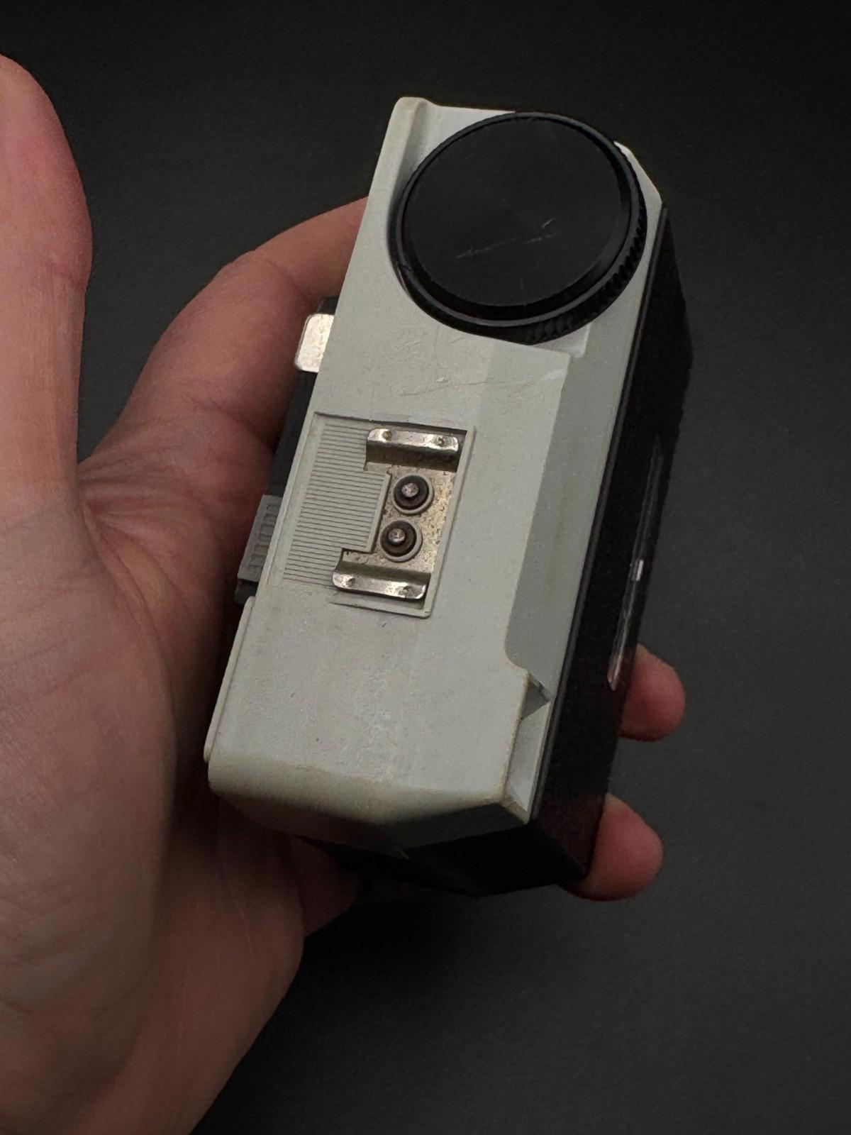 Vintage 1960's Kodak Instamatic 25 Retro 126 Film Camera - Winds & Fires (J211)