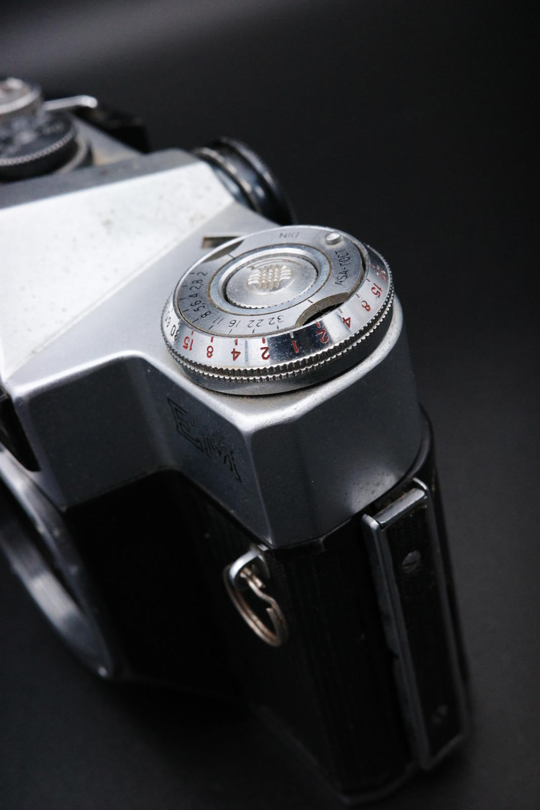 Zenit-EM 35mm Vintage 1960's SLR Film Camera – Spares, Repair or Display