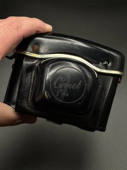 Working Bencini Comet 44 Medium Format 6x4.5 Vintage 127 Film Vintage Camera