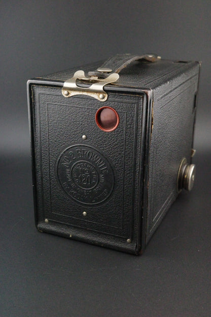 Kodak No.2 Brownie Model F 120 Film Box Camera - Tested & Working Vintage 1930's