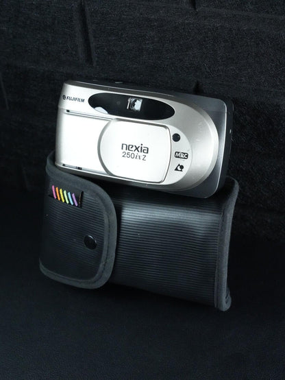 Fujifilm Nexia 250ix Z Vintage 2000's Compact APS Film Camera - Tested & Working