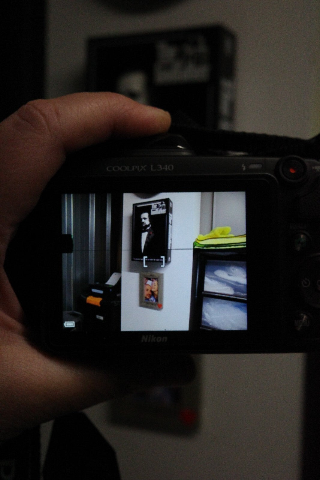 Nikon Coolpix L340 20.2MP 28x Zoom Camera + Card & Bag - Working - Screen Fault