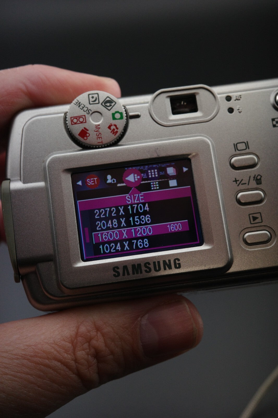 Samsung Digimax 430 Vintage Y2K 4.0MP Digital Camera, Card & Batteries - Working
