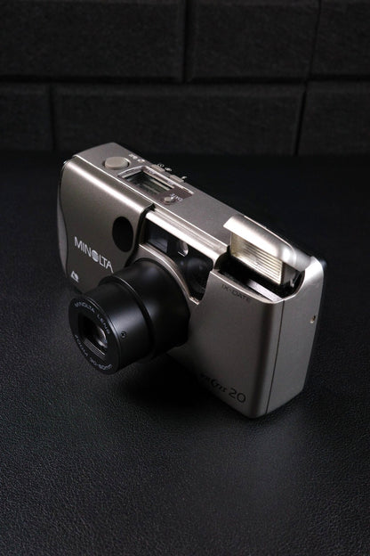 Minolta Vectis 20 Vintage 1990's APS Film Point and Shoot Zoom Camera - Working