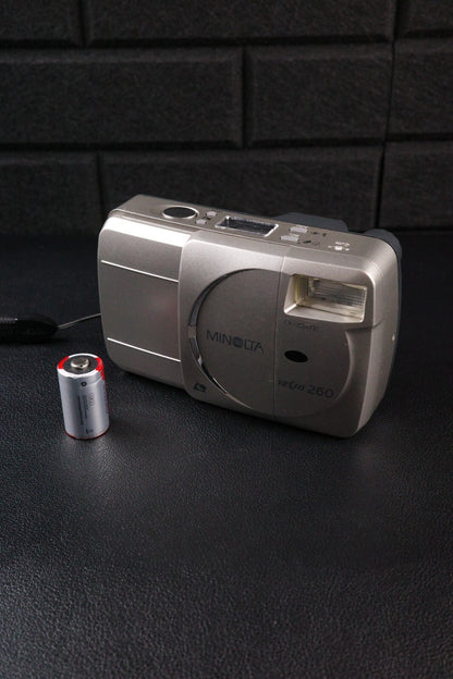 Minolta Vectis 260 IX-Date Vintage 1990's APS Film Camera - Tested & Working