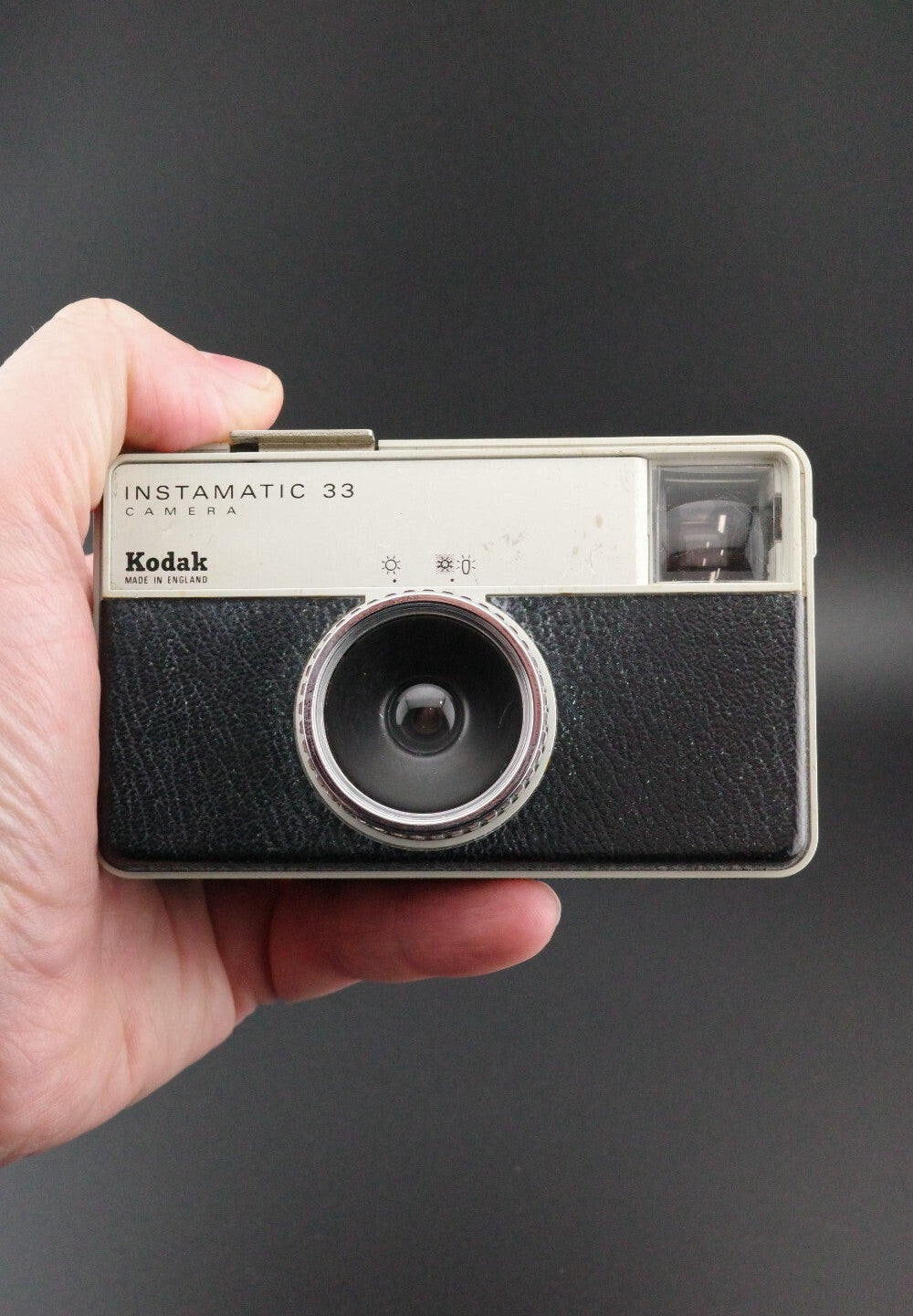 Vintage 1960's Kodak Instamatic 33 126 Film Camera - Tested & Working