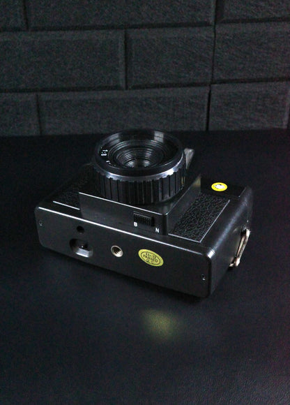 Classic Holga 135BC LOMO 35mm Film Camera - Black - Film Tested & Working
