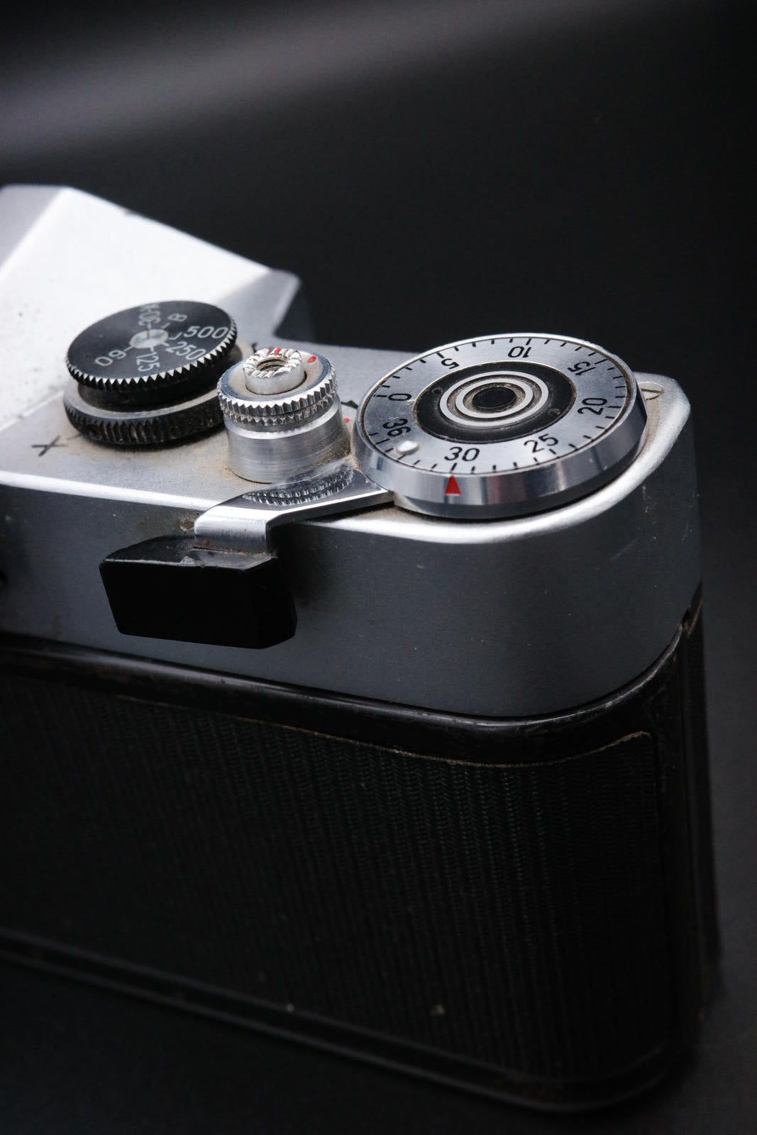 Zenit-EM 35mm Vintage 1960's SLR Film Camera – Spares, Repair or Display