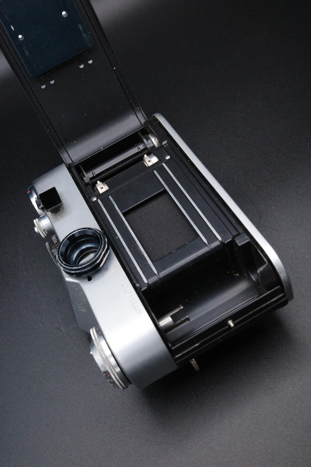 Zenit-EM 35mm Vintage 1960's SLR Film Camera – Spares, Repair or Display