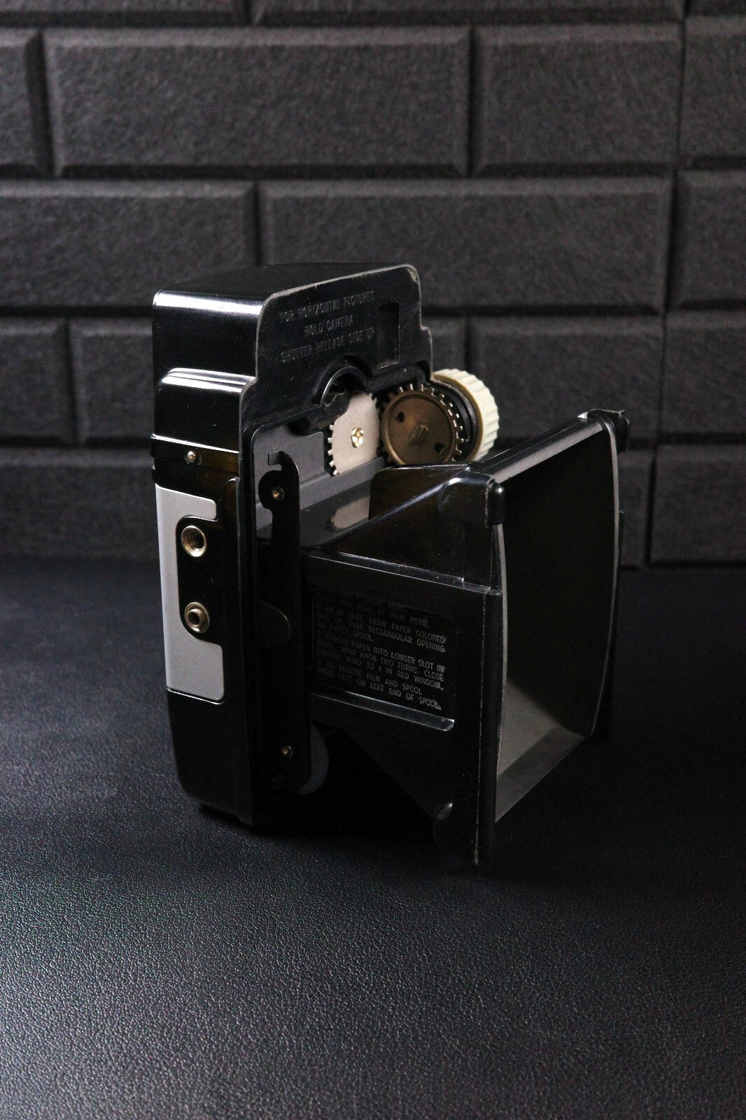 Kodak Brownie Bull's-Eye Vintage 1950's Bakelite 620 Film Box Camera - Working