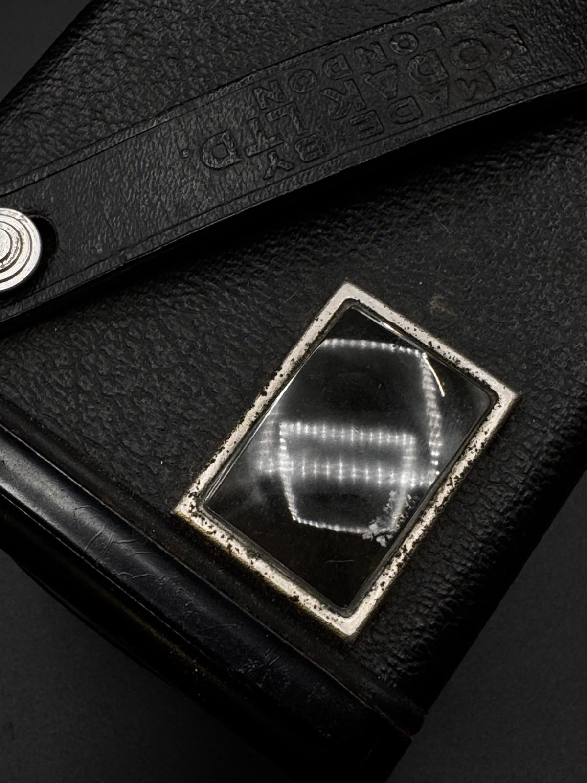 Kodak Brownie Six-20 Model D Camera - Fully Working 1950s Vintage Photography