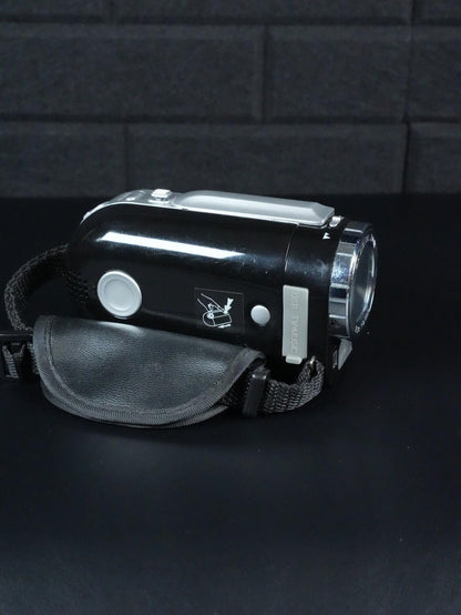 Giani Nero DV5525A 5MP Digital Camcorder Video Camera 4x Zoom - Tested & Working
