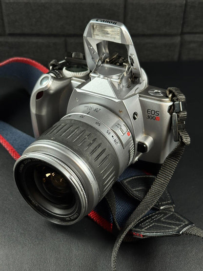 Canon EOS 300v 35mm SLR Film Camera + EF 28-90mm Canon Zoom Lens - Read Details