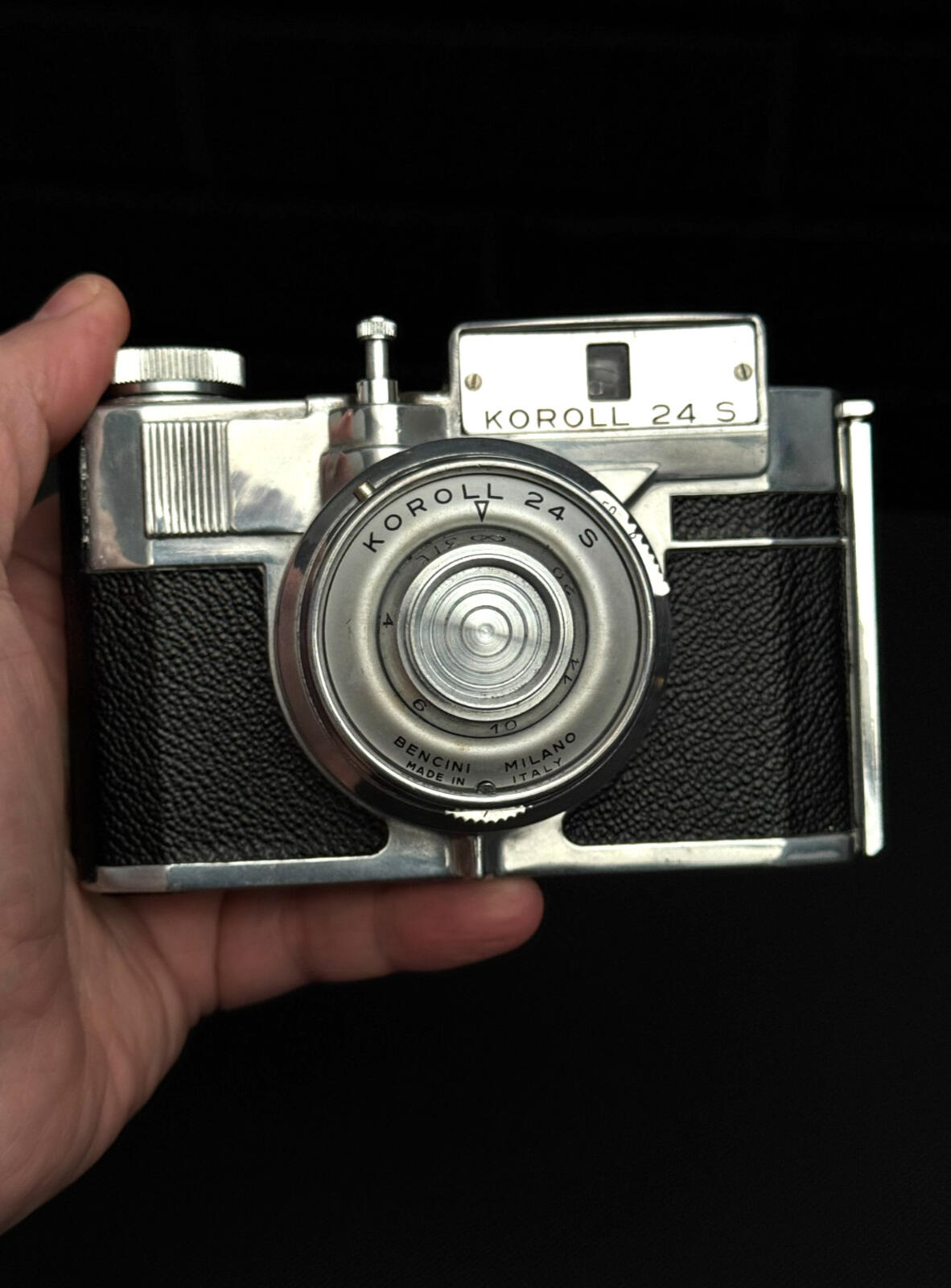Bencini Koroll 24 S Vintage 1950's 120 Film Camera Winds & Fires (Read Details)