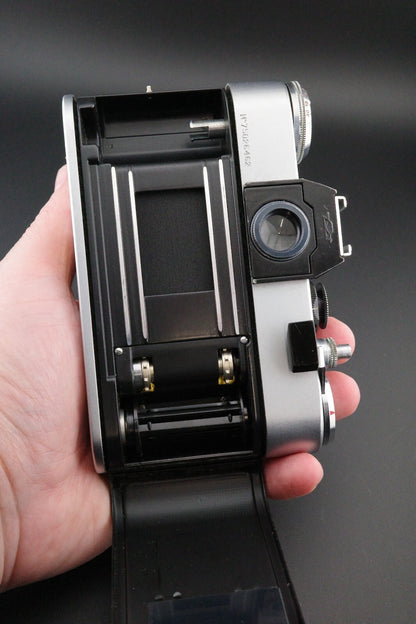 Revueflex EM Vintage 35mm SLR + Carl Zeiss Jena 135mm f3.5 Film Tested & Working