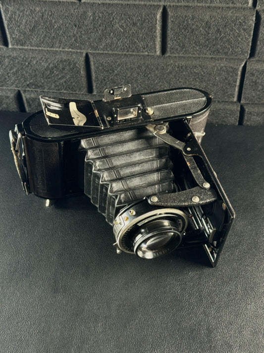 Voigtländer Bessa Vintage 1930's Folding Bellows Camera & Case - Not Working