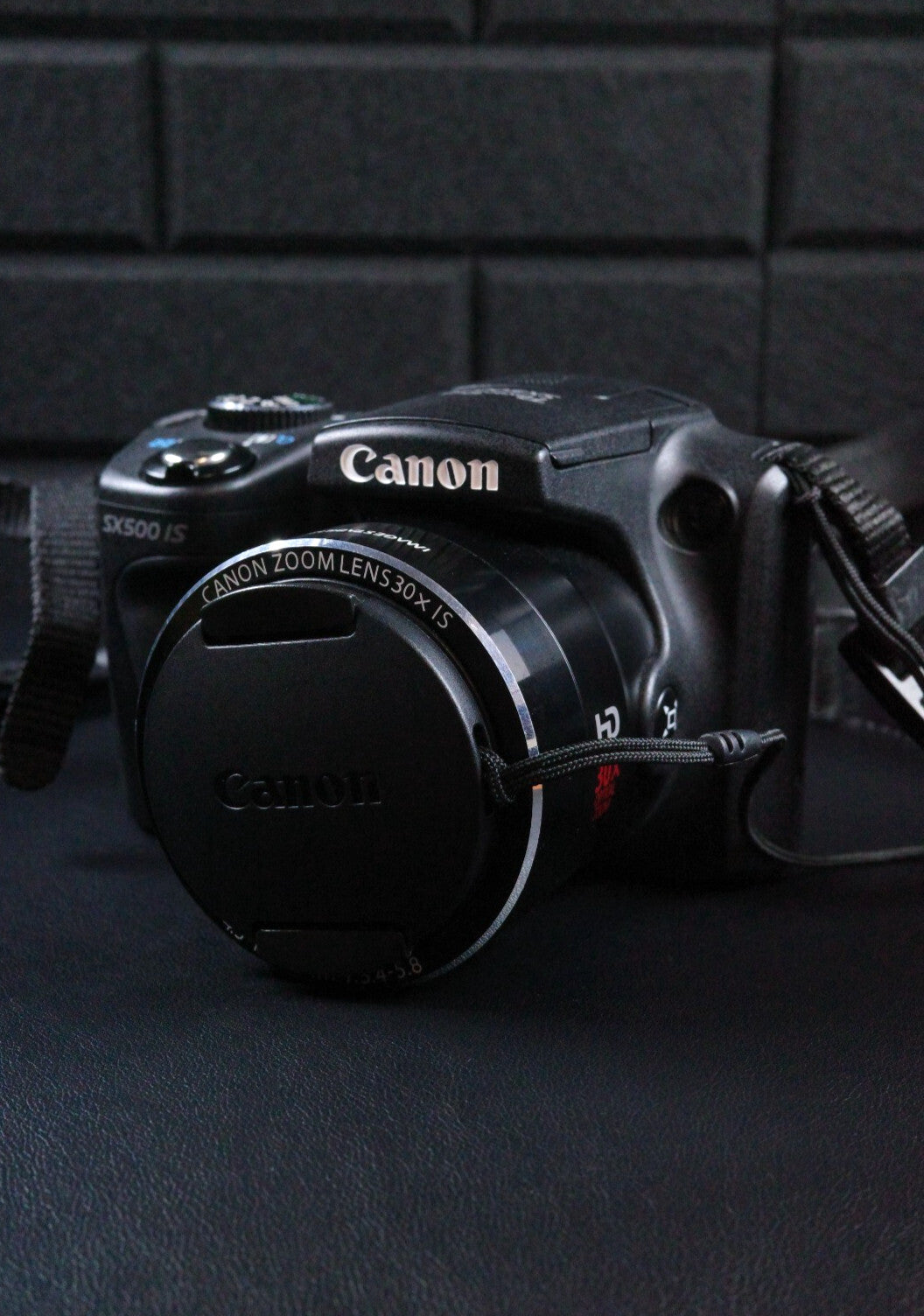 Canon PowerShot SX500 IS Digital Bridge Camera 16MP + New Battery & Charger