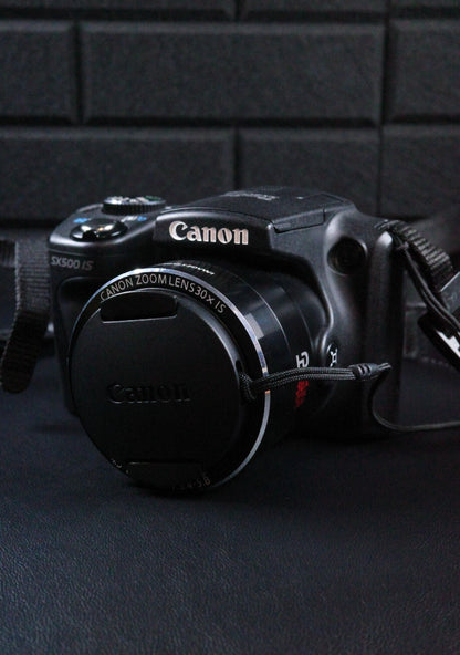 Canon PowerShot SX500 IS Digital Bridge Camera 16MP + New Battery & Charger