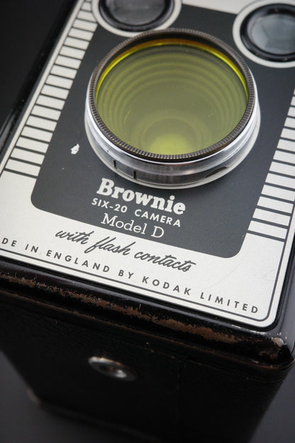 Kodak Six-20 Brownie Model D Vintage 1950's 620 Film Camera + Case - Working