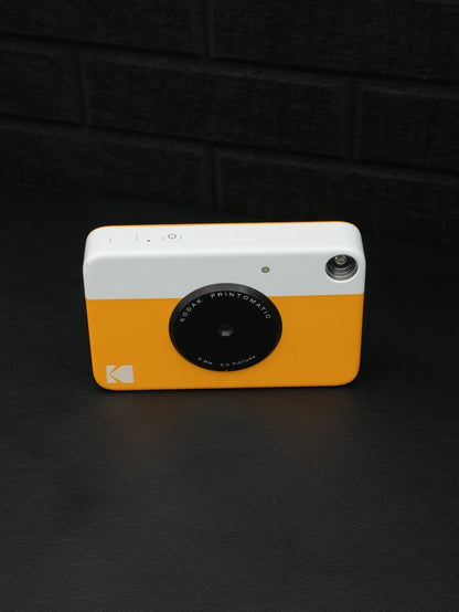Kodak Printomatic Instant Print Camera - Not Working - Battery Fault (Z303)