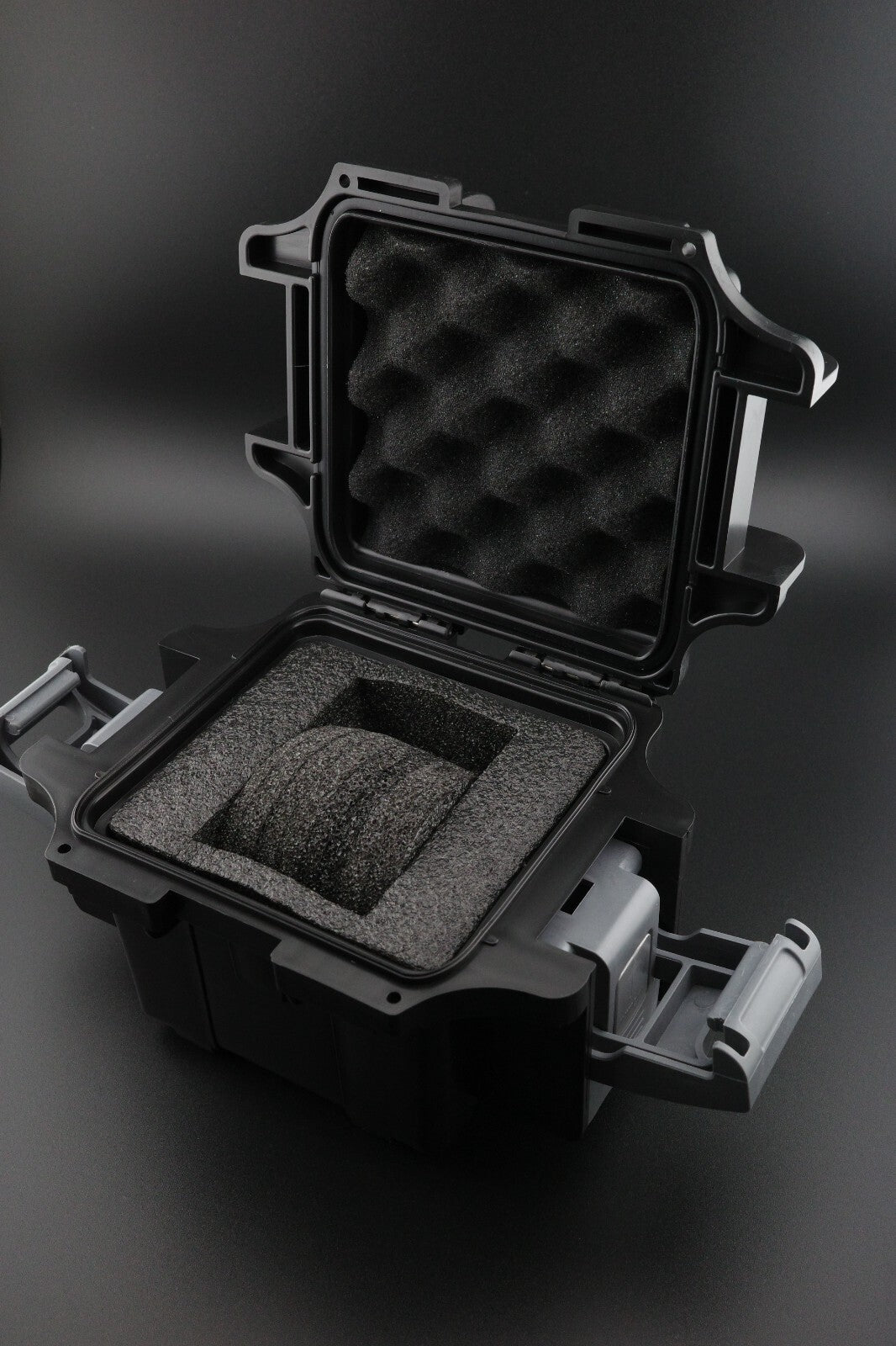 Invicta Racing DC1-RAC 1-Slot Dive Impact Watch Case Hard Travel Storage Box New