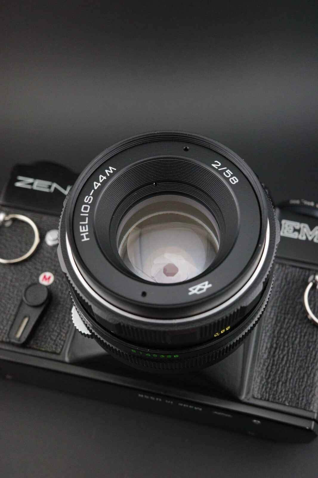 Zenit EM 35mm Film Camera + Helios 44M 2/58 + External LightMeter - Read Details