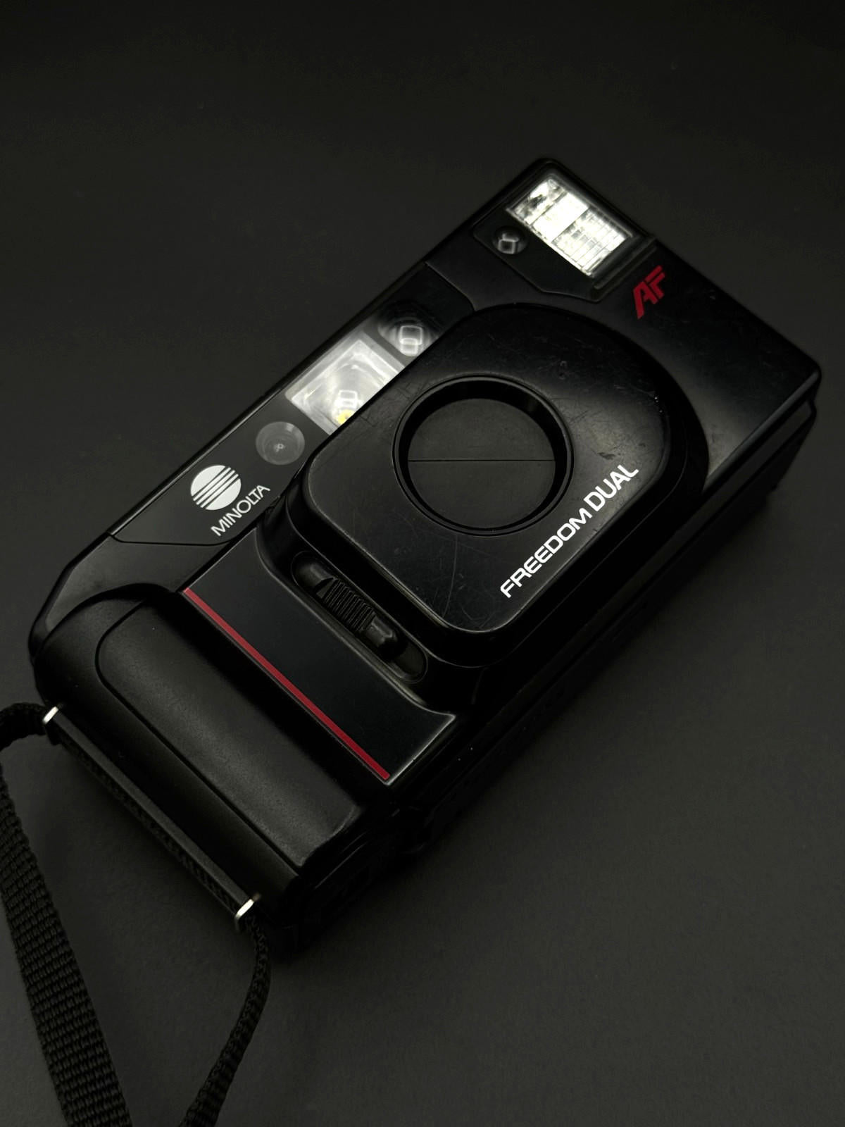 Vintage Minolta Freedom Dual 35mm Film Camera AF Point & Shoot 35mm - Working